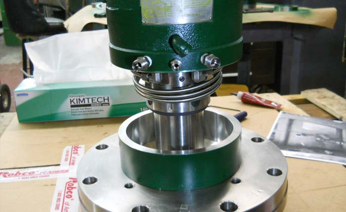 lightnin mixer seal conversion by robco of america